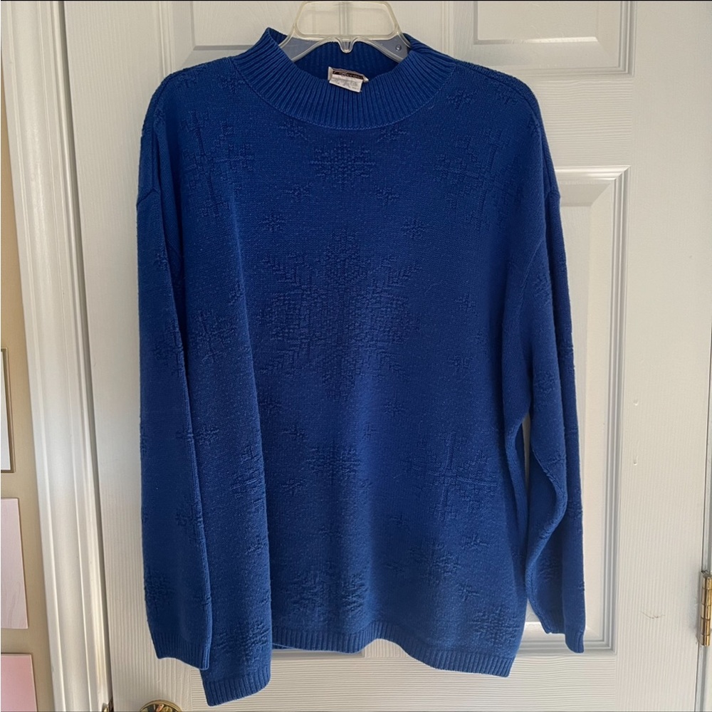Vintage snowflake sweater from Company Collection size large